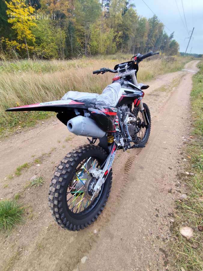 250 cc Naujas Enduro - nuotraukos Nr. 4