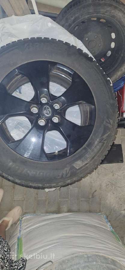 Originalūs Toyota Rav4 R17 ratlankiai su Bridgesto - nuotraukos Nr. 2