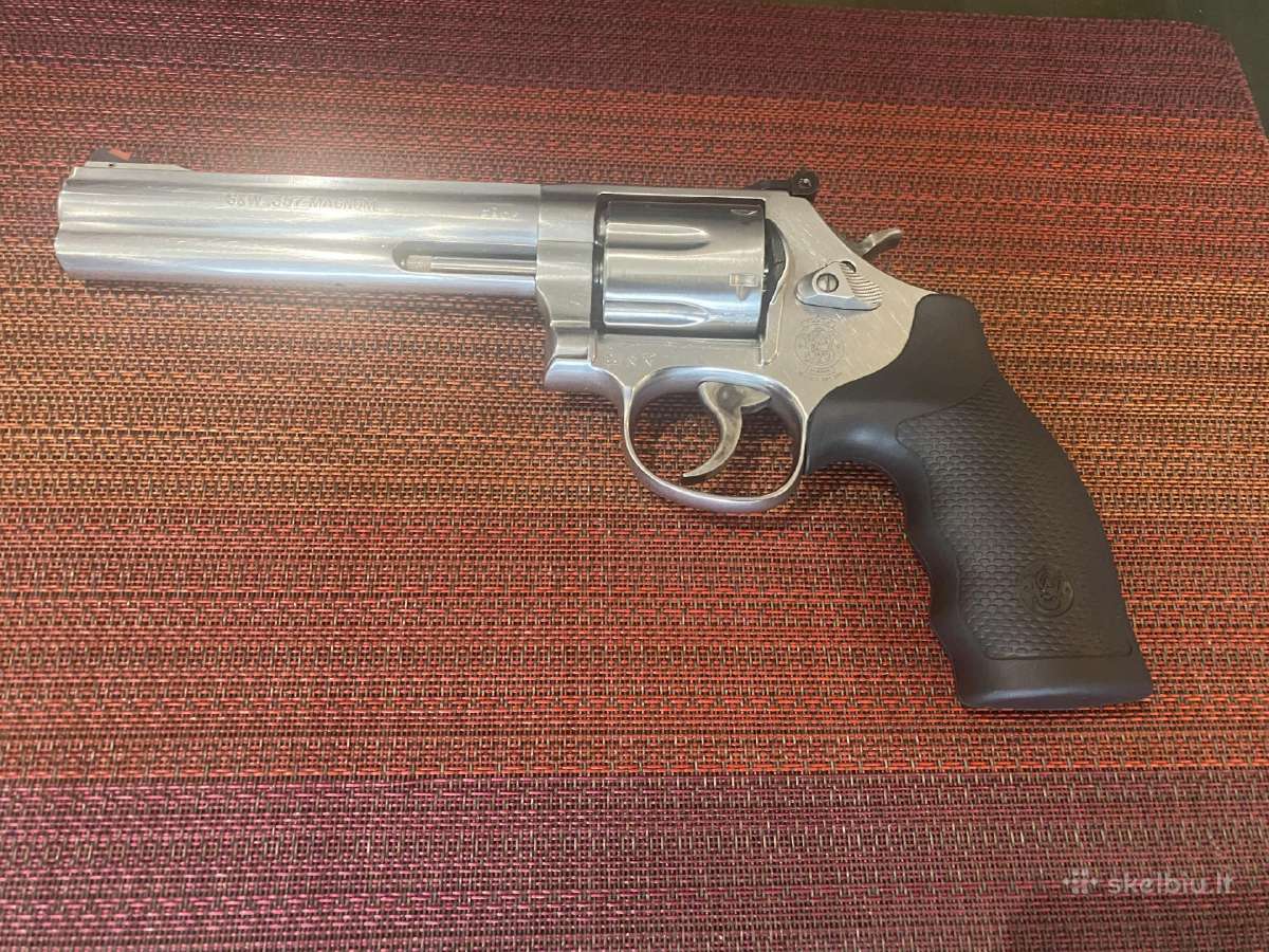 Revolveris Smith & Wesson 686 - nuotraukos Nr. 2