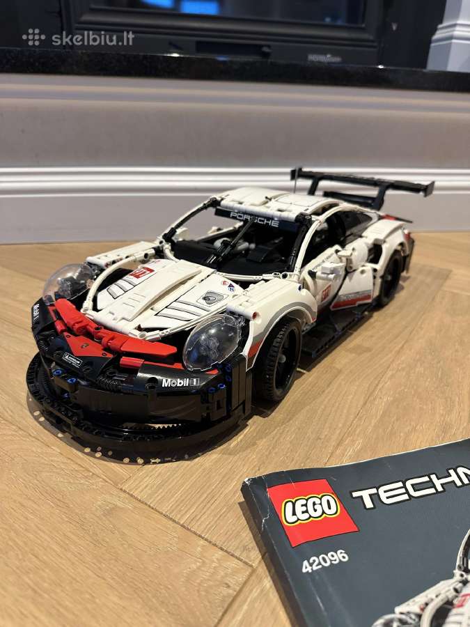 Lego technic 42096 - nuotraukos Nr. 2