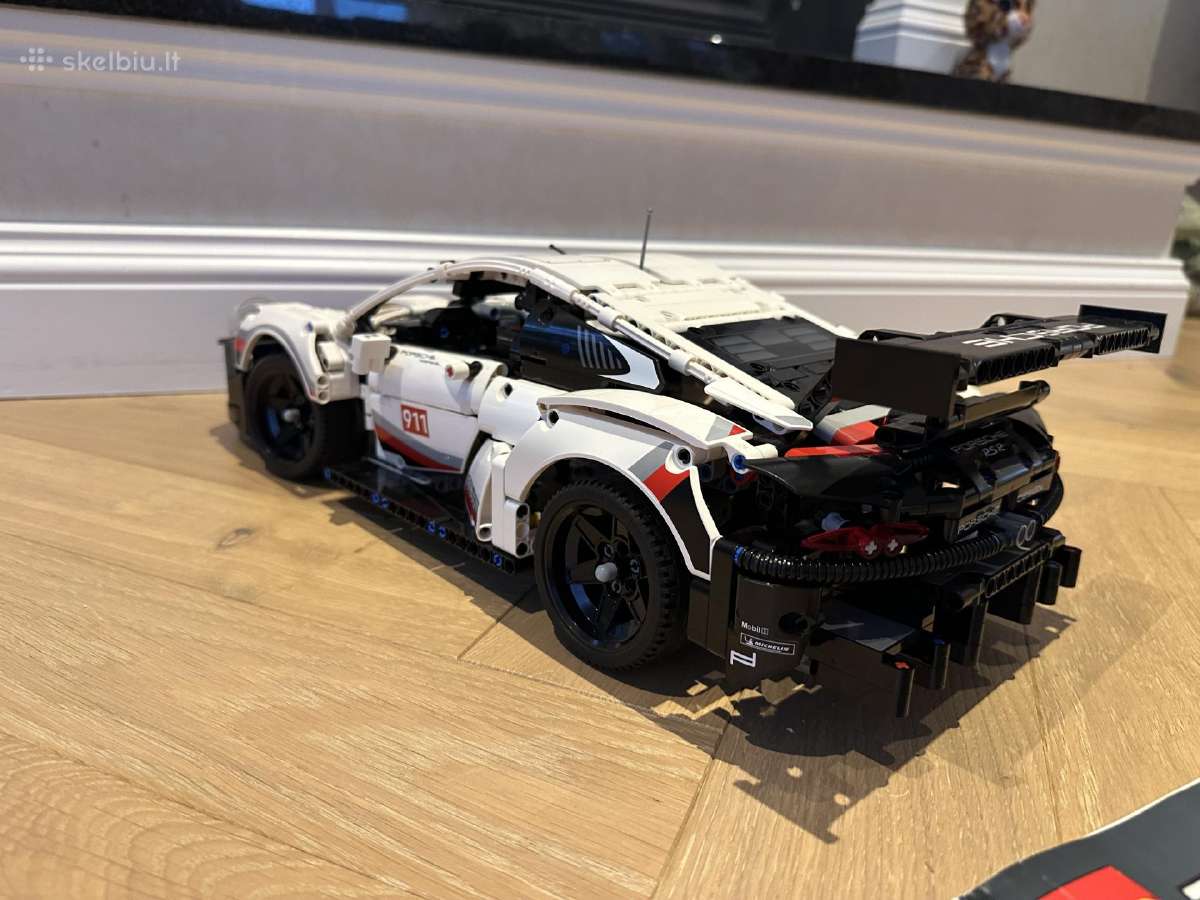 Lego technic 42096 - nuotraukos Nr. 6