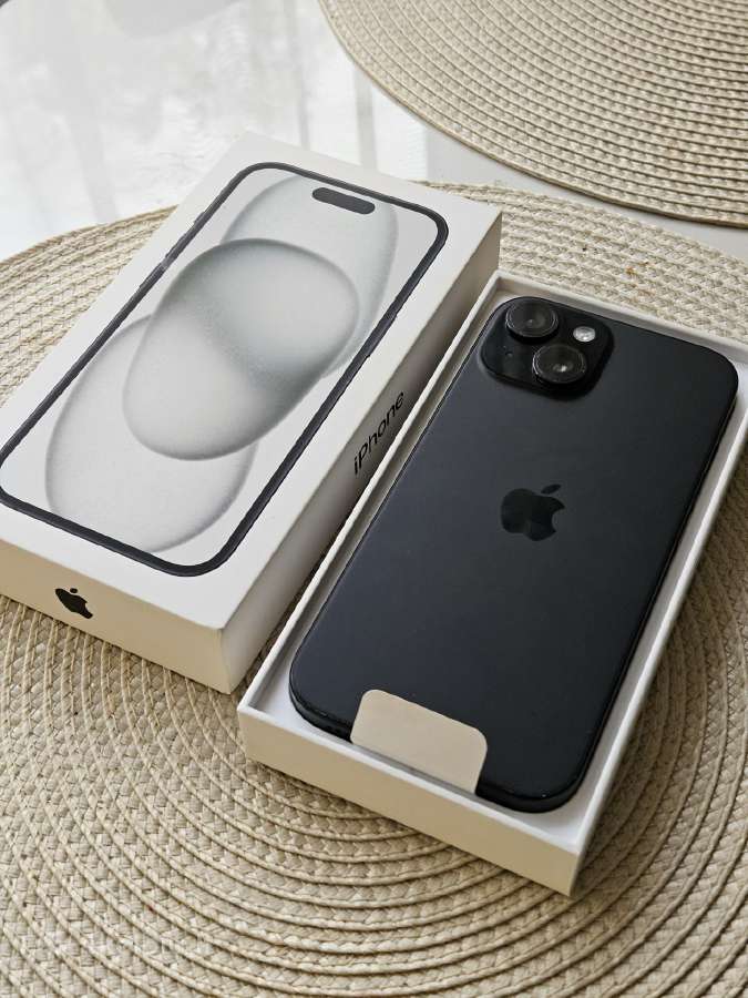 Puikios būklės šeimos iPhone 15, komplektas - nuotraukos Nr. 2