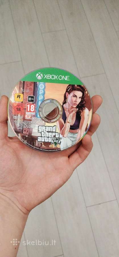 Xbox One S 500gb + 2 pulteliai + Gta 5 + laidai - nuotraukos Nr. 4