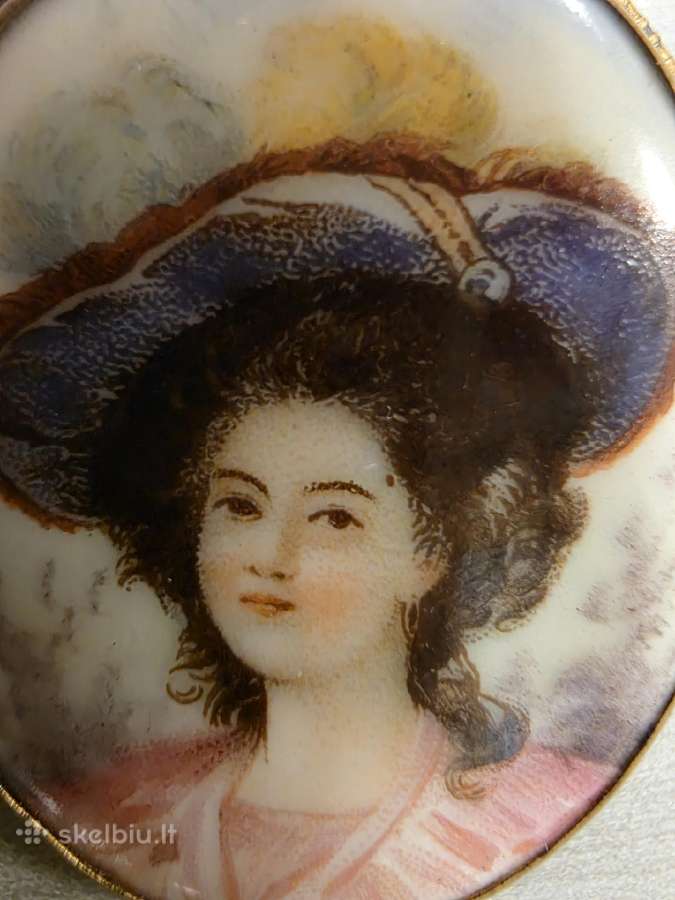 Vintage natūrali kriauklė ir porcelisno sagės - nuotraukos Nr. 13