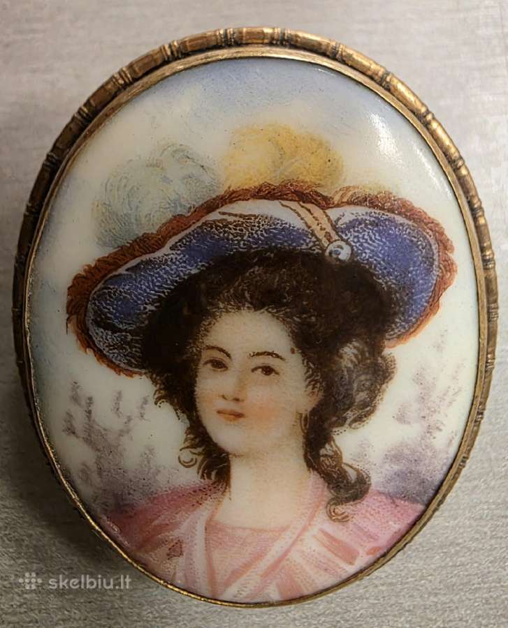 Vintage natūrali kriauklė ir porcelisno sagės - nuotraukos Nr. 16