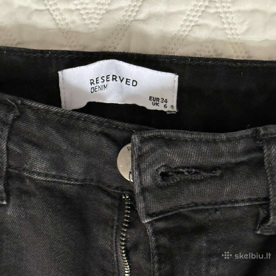 Juodi siauri džinsai Reserved, dydis 34 (XS) - nuotraukos Nr. 2