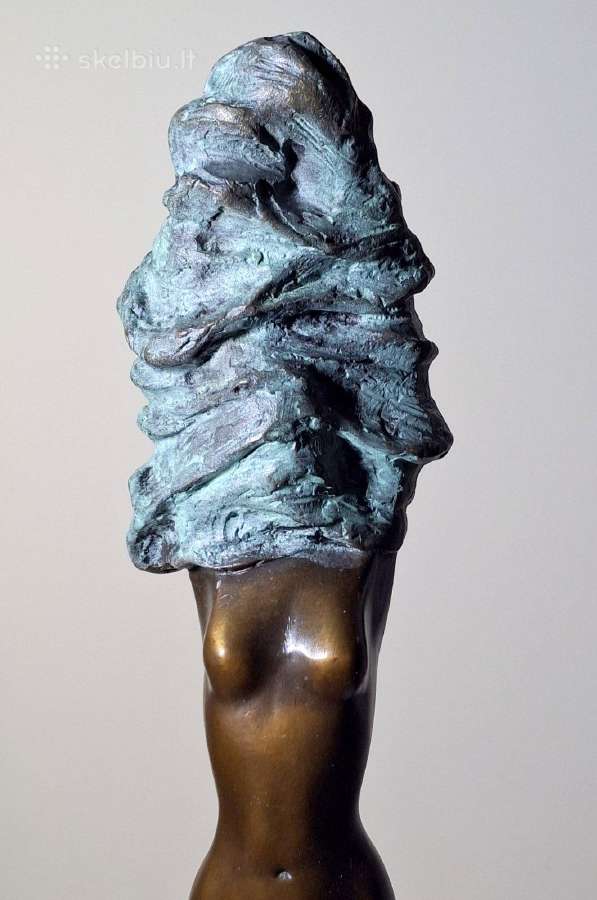 Moters bronzinė skulptūra su žalia patina, 36 cm - nuotraukos Nr. 7