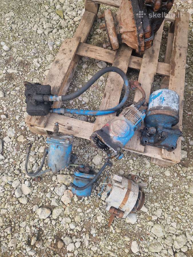 Mtz dėžės korpusas tvarkingas ir kitos dalys - nuotraukos Nr. 5