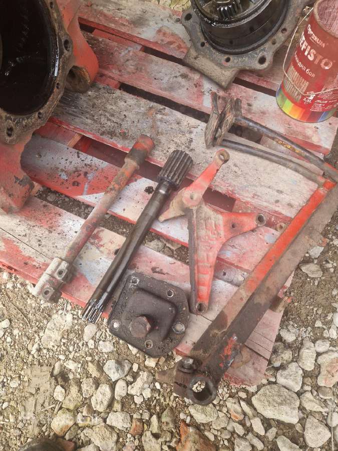 Mtz dėžės korpusas tvarkingas ir kitos dalys - nuotraukos Nr. 11