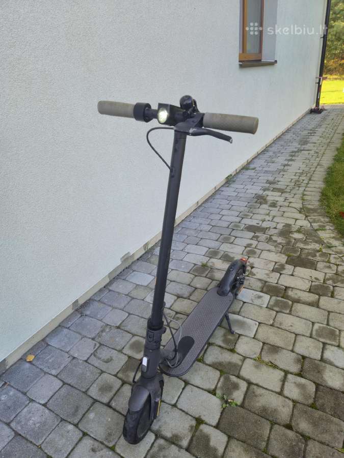 Mi1s Elektrinis paspirtukas - nuotraukos Nr. 2