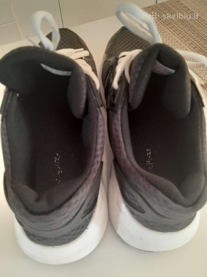 Kedai adidas - nuotraukos Nr. 4