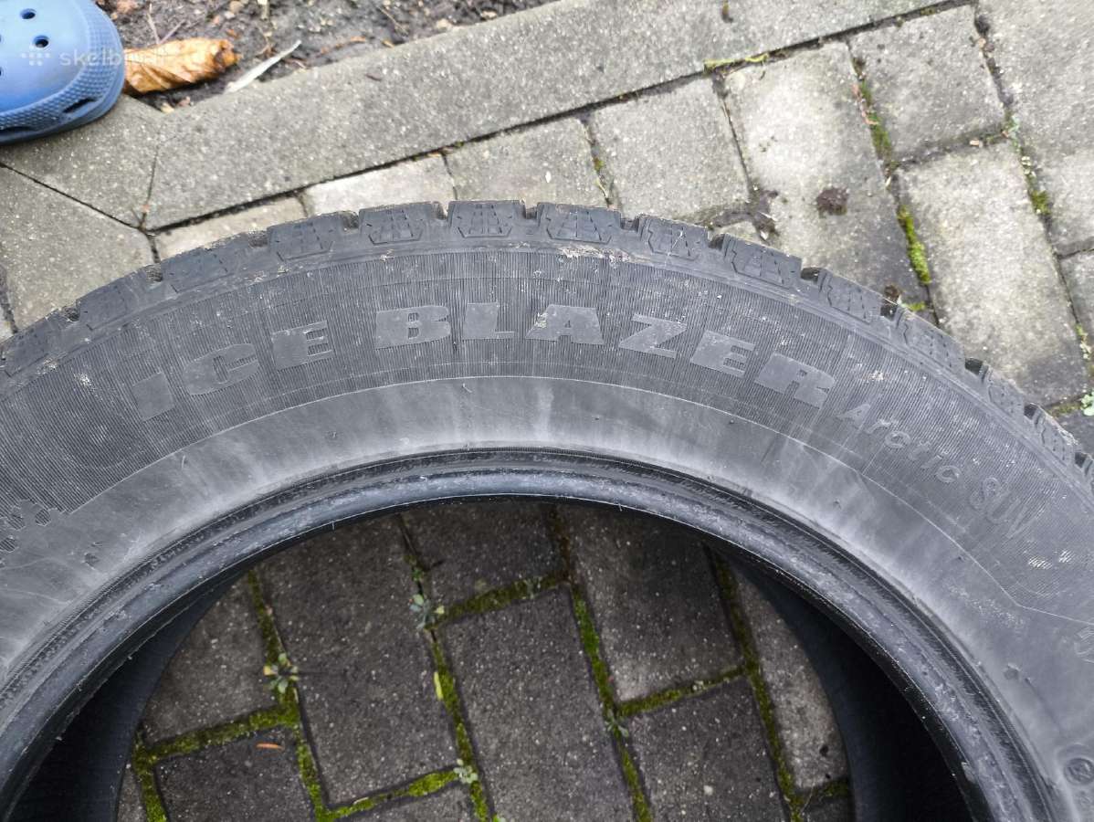 Padangos Suv 235/60 R18 - nuotraukos Nr. 2