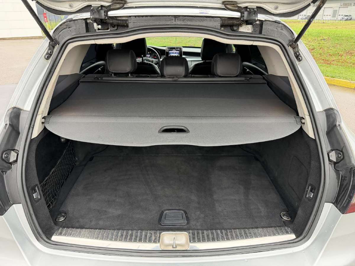 Parduodamas tvarkingas Mercedes c220 - nuotraukos Nr. 10