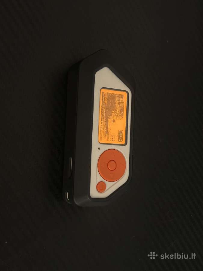 Flipper zero + case + 8 GB card - nuotraukos Nr. 2