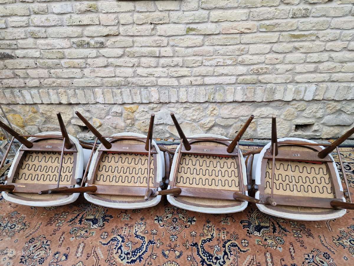 Vintažinės mid century riešutmedžio kėdės "Casala" - nuotraukos Nr. 35
