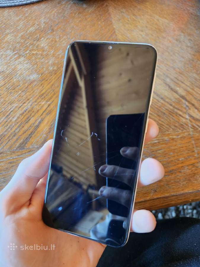 Samsung Galaxy A20e - nuotraukos Nr. 2