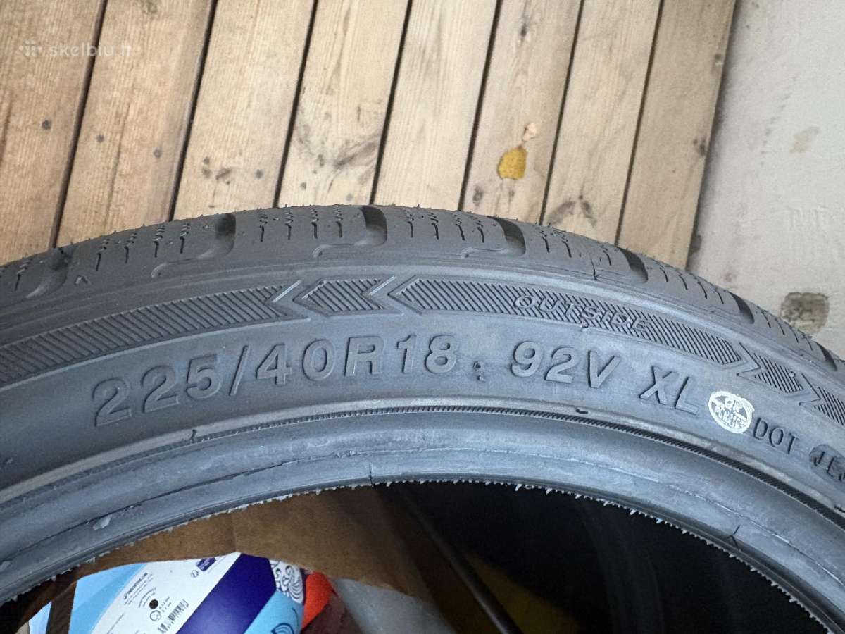 Tracmax 225/40 R18 92v XL Ice Plus S210 Fr - nuotraukos Nr. 3