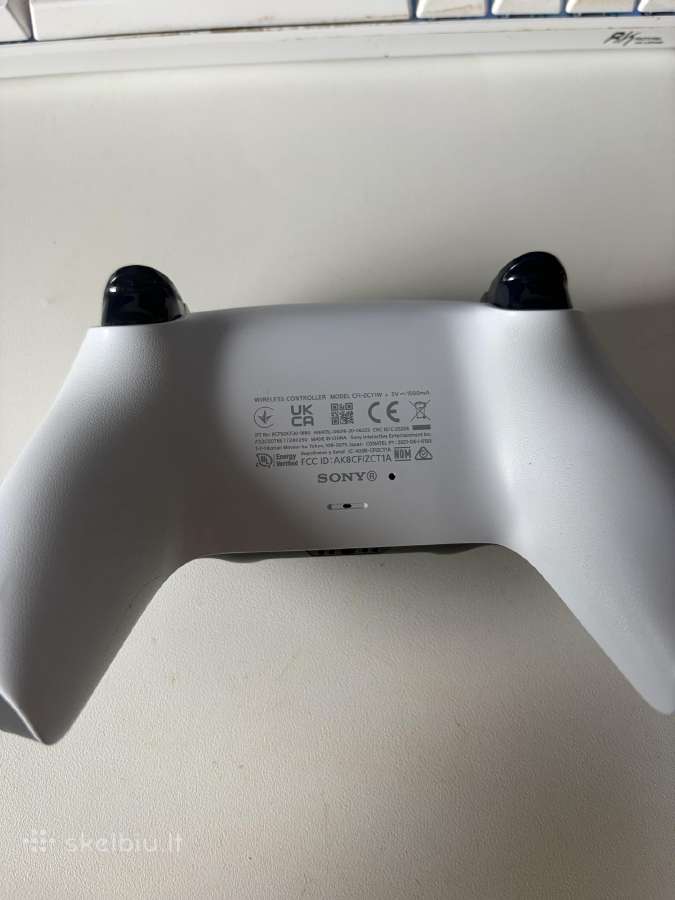 Playstation 5 Dualsense pultas - nuotraukos Nr. 5