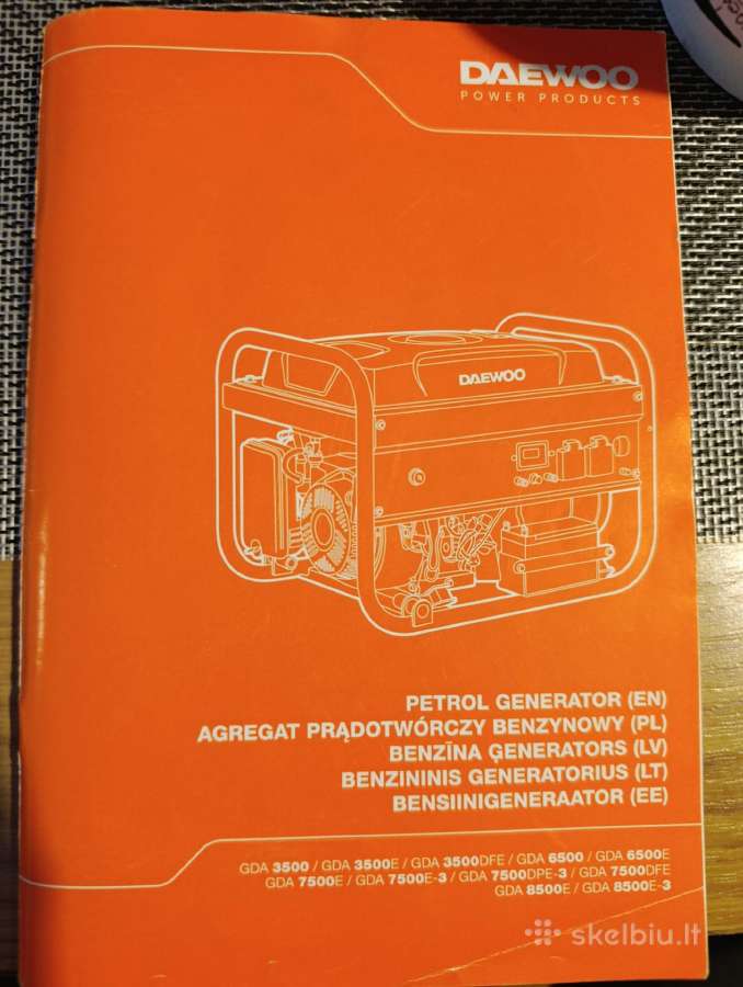Benzininis elektros generatorius - nuotraukos Nr. 3