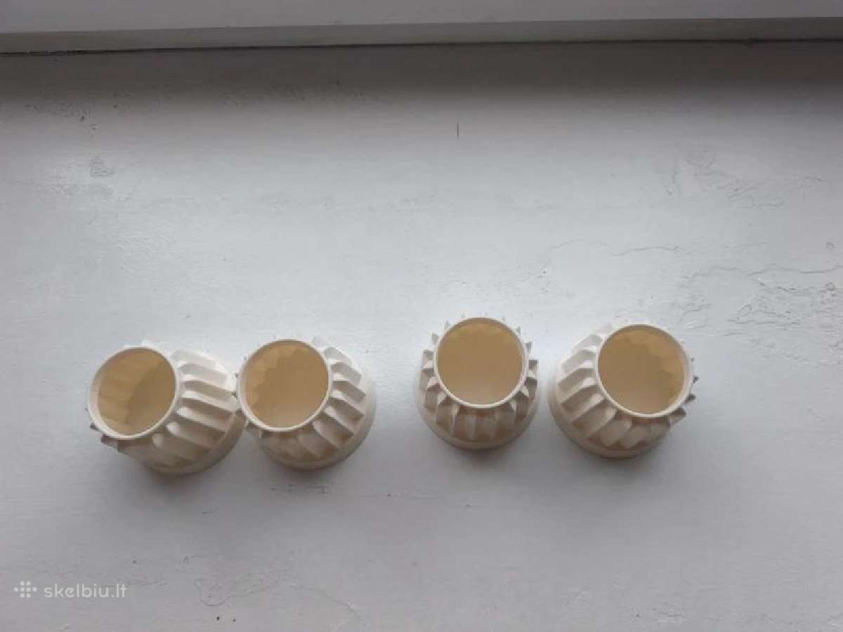 4 Tupperware plastikinių desertų/keksiukų formelės - nuotraukos Nr. 3