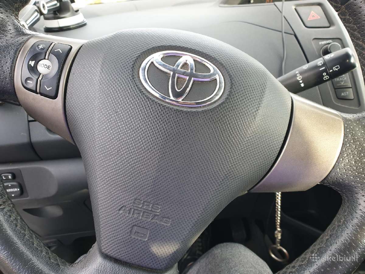 Parduodu automobilį Toyota Yaris - nuotraukos Nr. 8