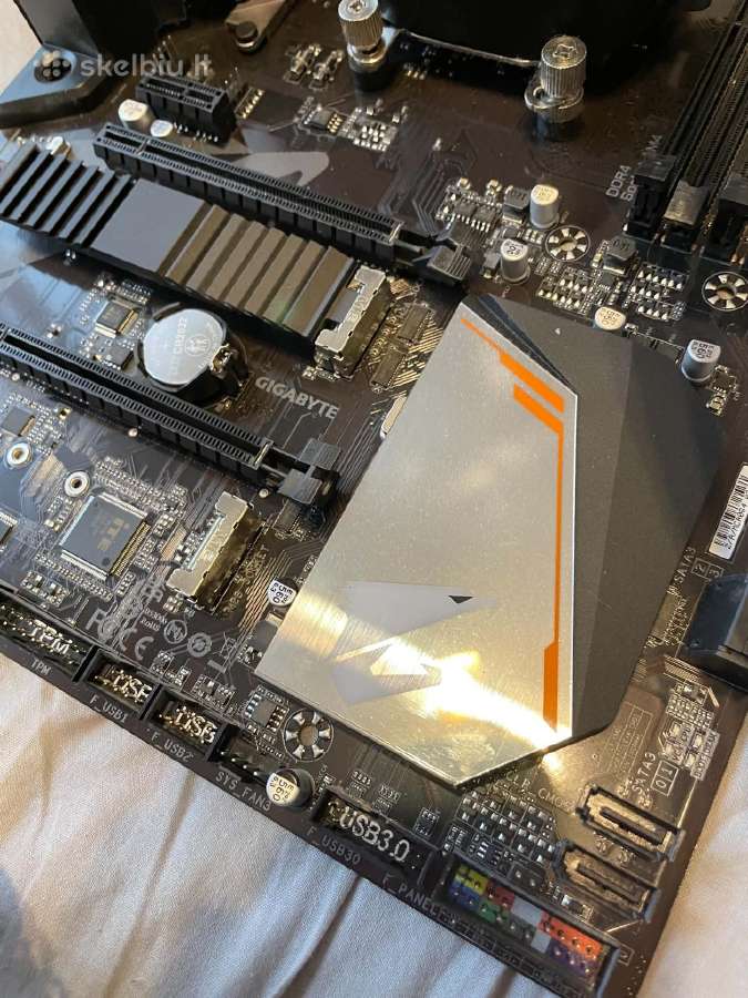 Gigabyte B450 Aorus Elite V2 Ryzen 7 5800x - nuotraukos Nr. 7