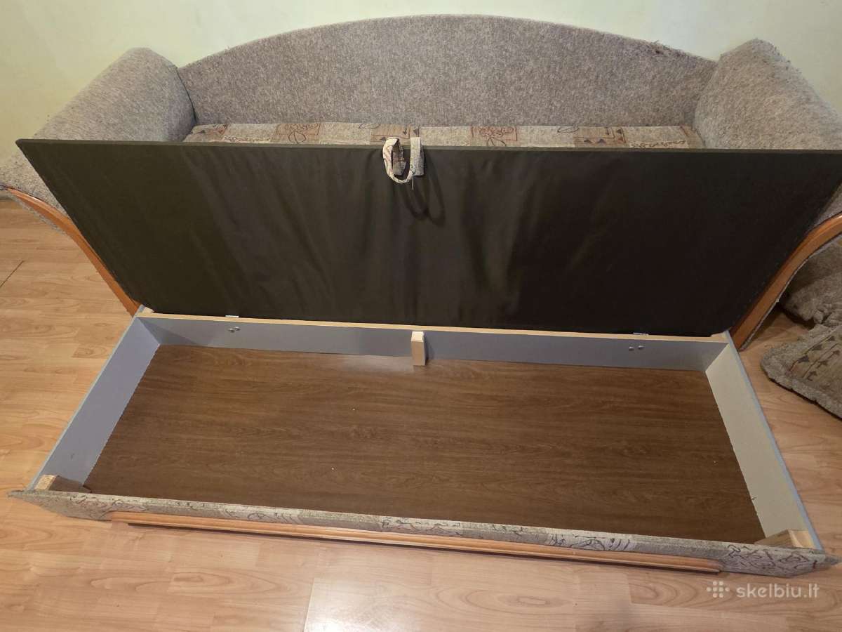 Sofa ir knygų,daiktų komoda - nuotraukos Nr. 3