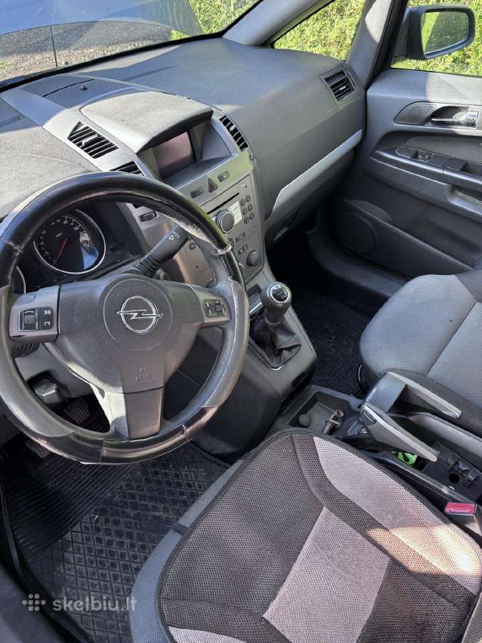 Opel Zafira - nuotraukos Nr. 11