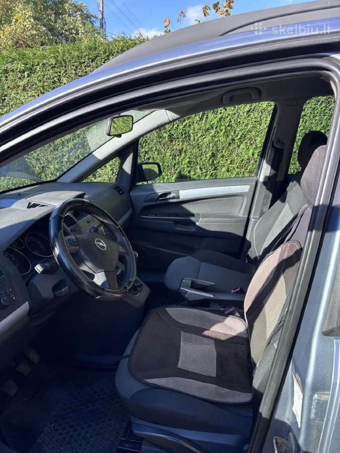 Opel Zafira - nuotraukos Nr. 12