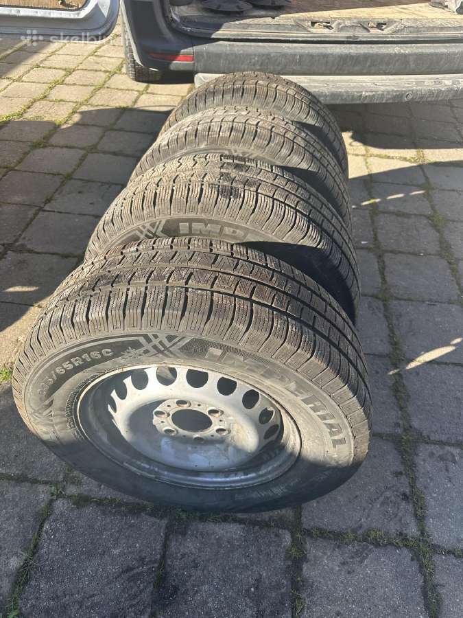 R16 ratai su zieminem padangom - nuotraukos Nr. 6
