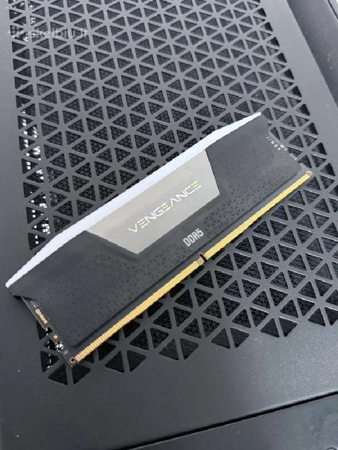 Corsair Vengeance Rgb Ddr5 24gb 6000mt/s Cl36 - nuotraukos Nr. 2