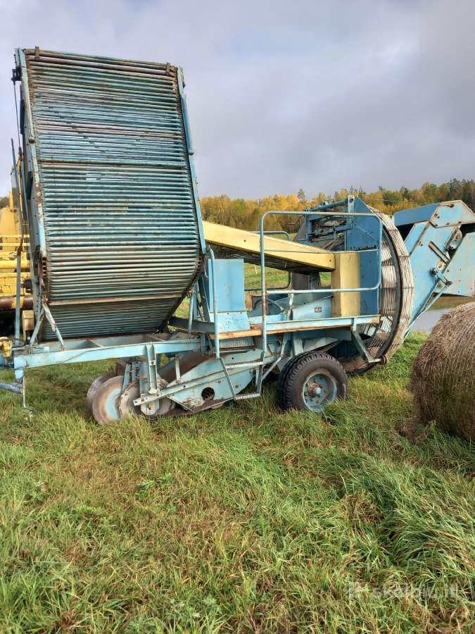 Išparduodama žemės ūkio technika - nuotraukos Nr. 4
