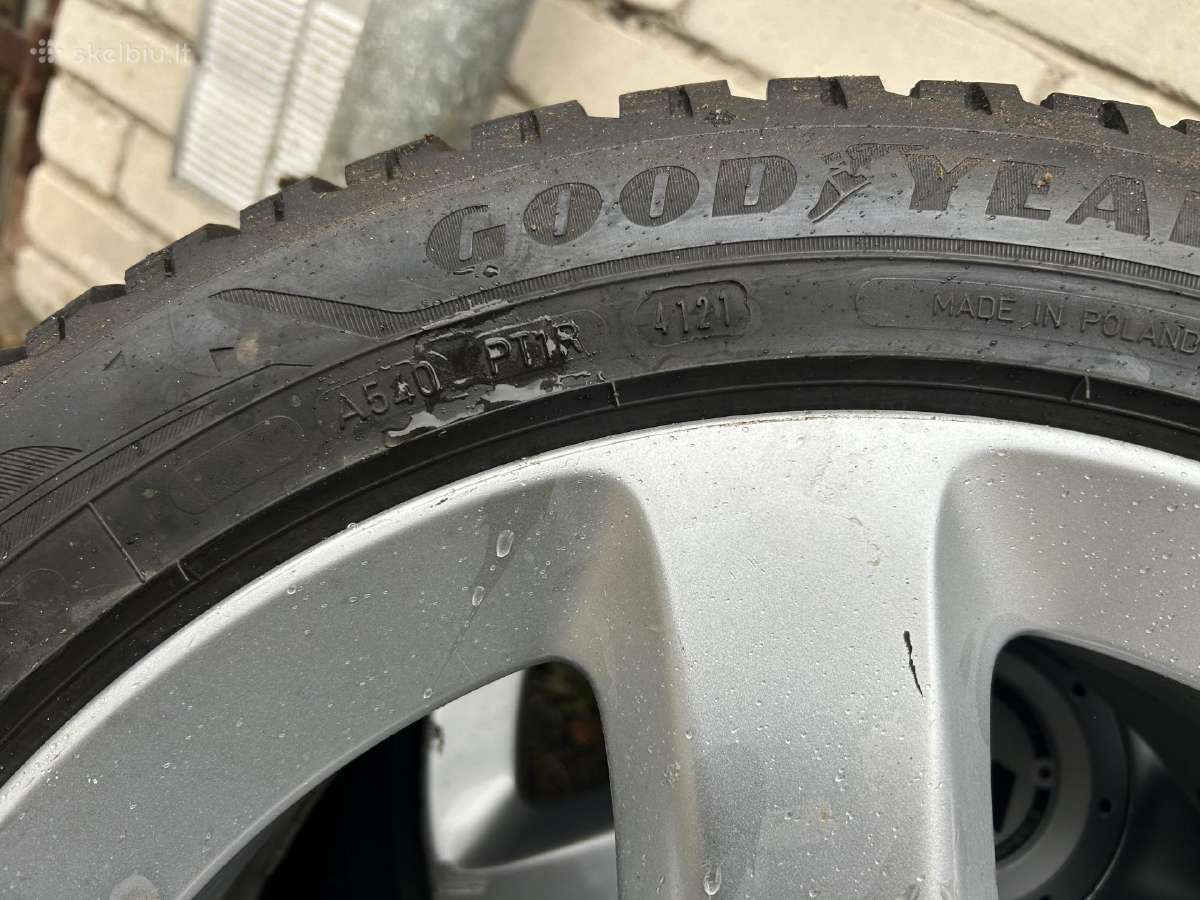Parduodami žieminiai ratai 225/50 R17 - nuotraukos Nr. 4