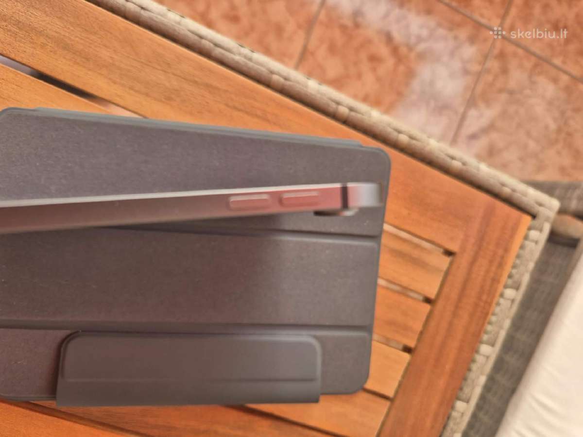 iPad Air 5th Gen 64gb Cellular M1 + dėklas - nuotraukos Nr. 8