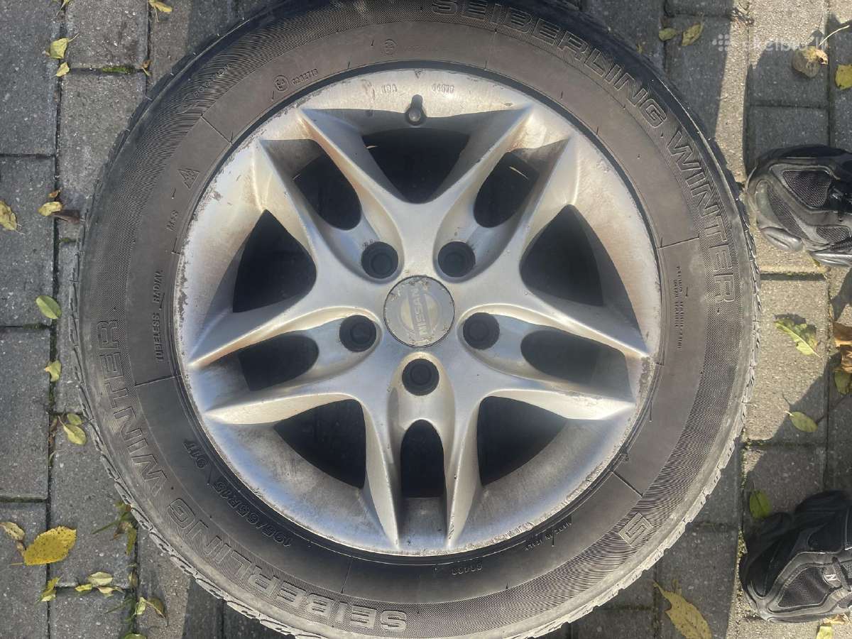 Nissan ratlankiai su žieminėm padangom - nuotraukos Nr. 2