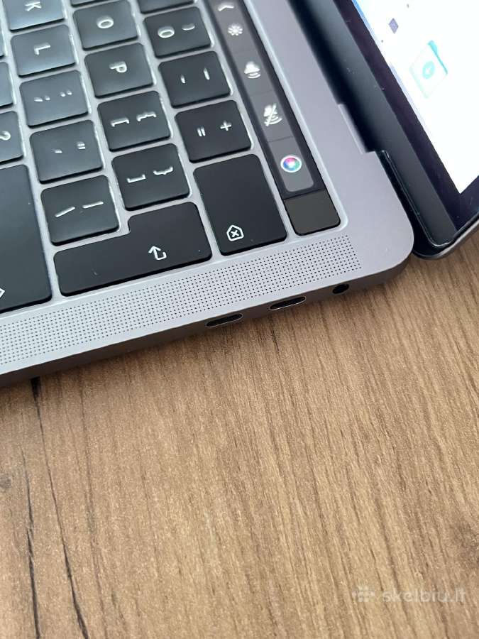Apple MacBook Pro 13 (2018)/ 8 GB / 256 GB - nuotraukos Nr. 5