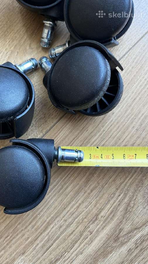 5 ratukai, juodi kėdei - nuotraukos Nr. 2