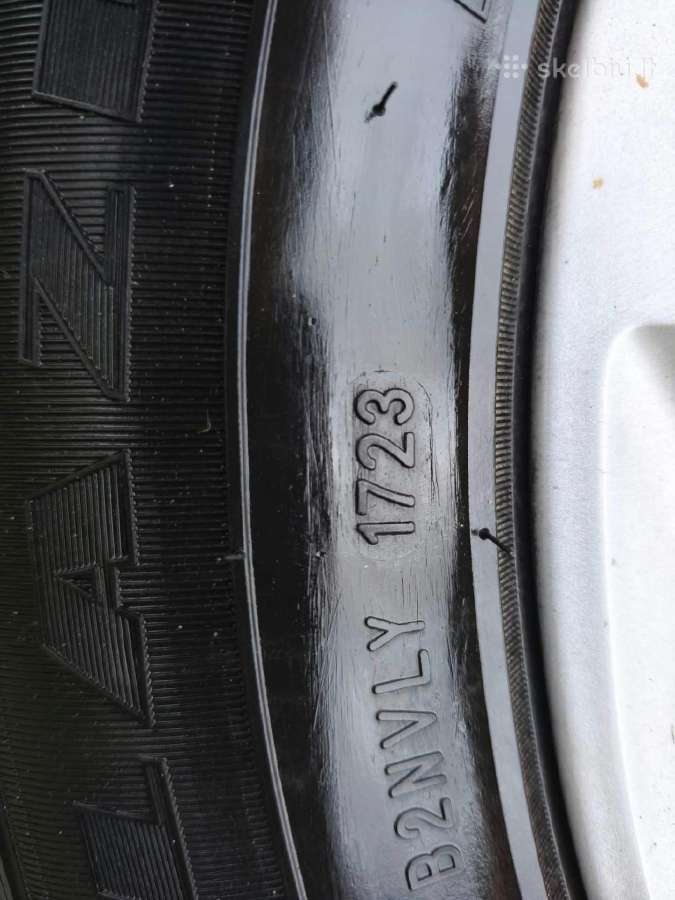 Audi lieti ratai R16 su zieminem padangom - nuotraukos Nr. 5