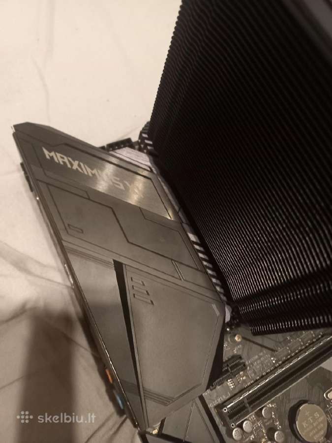 Asus Rog Maximus Xi Hero i9-9900 be quiet! Dark - nuotraukos Nr. 3