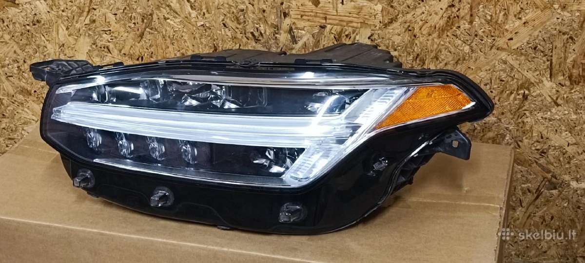 Volvo Xc90 Žibintas - nuotraukos Nr. 2