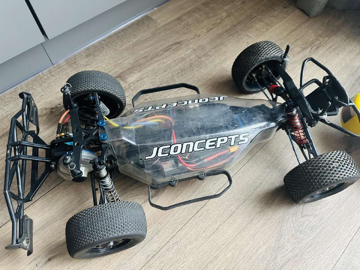 Team Associated Sc10 brushless - nuotraukos Nr. 4