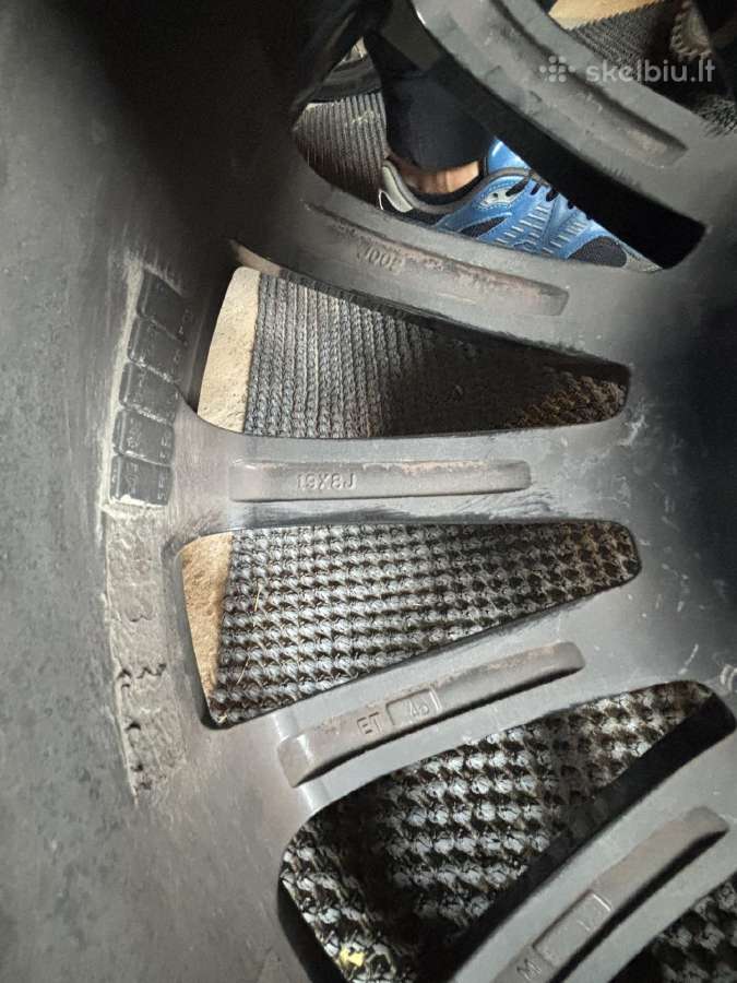 Parduodu 245/40 R19 - nuotraukos Nr. 7