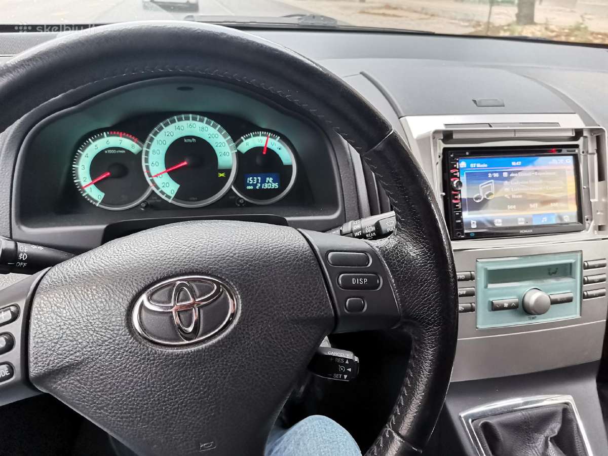 Toyota Corolla Verso - nuotraukos Nr. 2