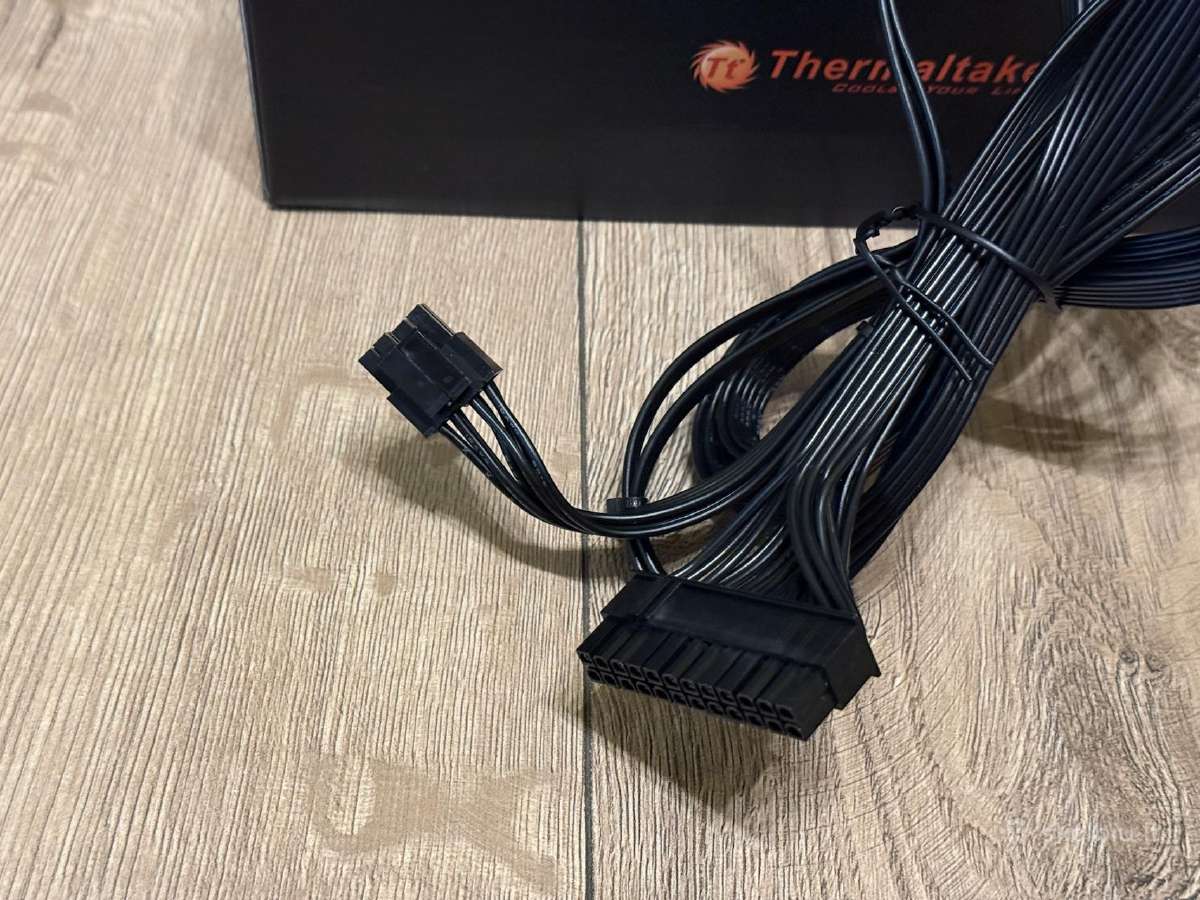 Thermaltake Smart Se2 500w pusiau modulinis - nuotraukos Nr. 12