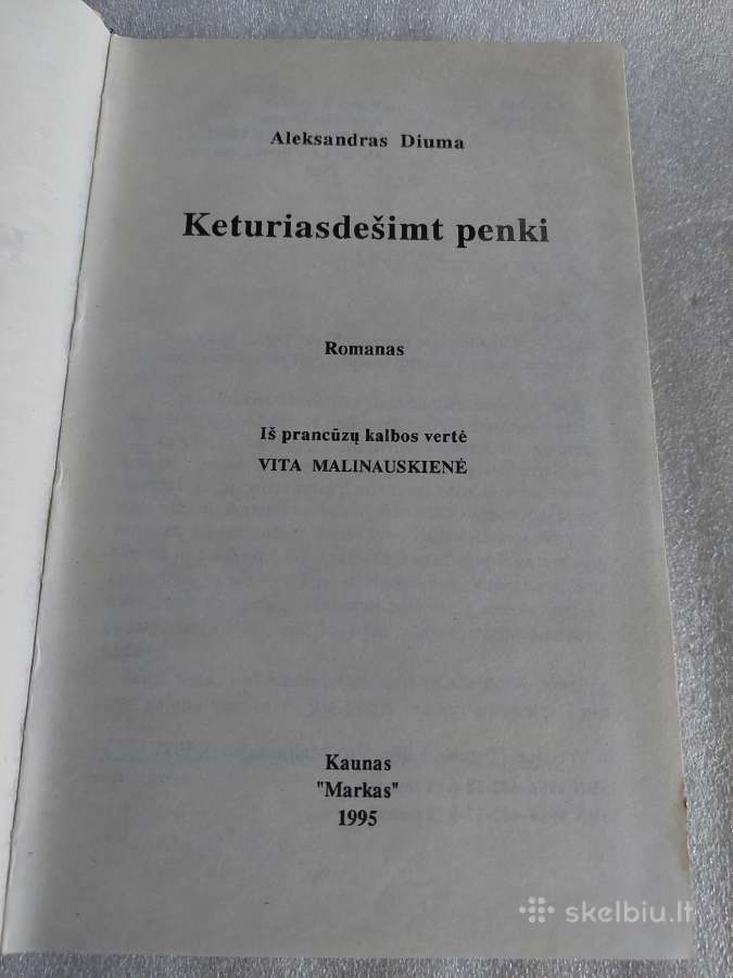 Keturiasdešimt penki - nuotraukos Nr. 2