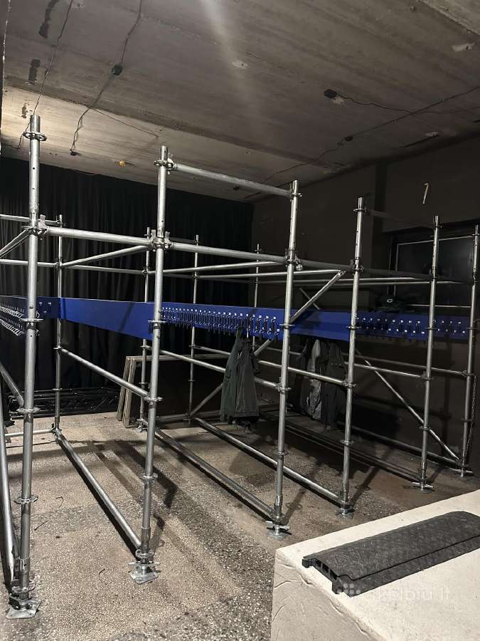LED šviesos instaliacija ir galinis baro baldas - nuotraukos Nr. 10