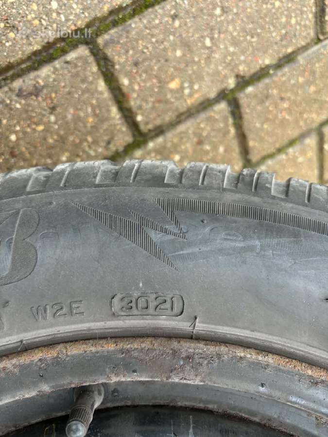 Bridgestone Blizzak Lm005 215/55 R17 žieminės pada - nuotraukos Nr. 3