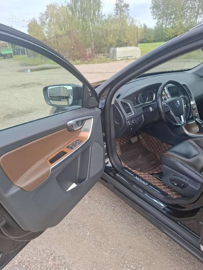 Volvo XC60 - nuotraukos Nr. 4