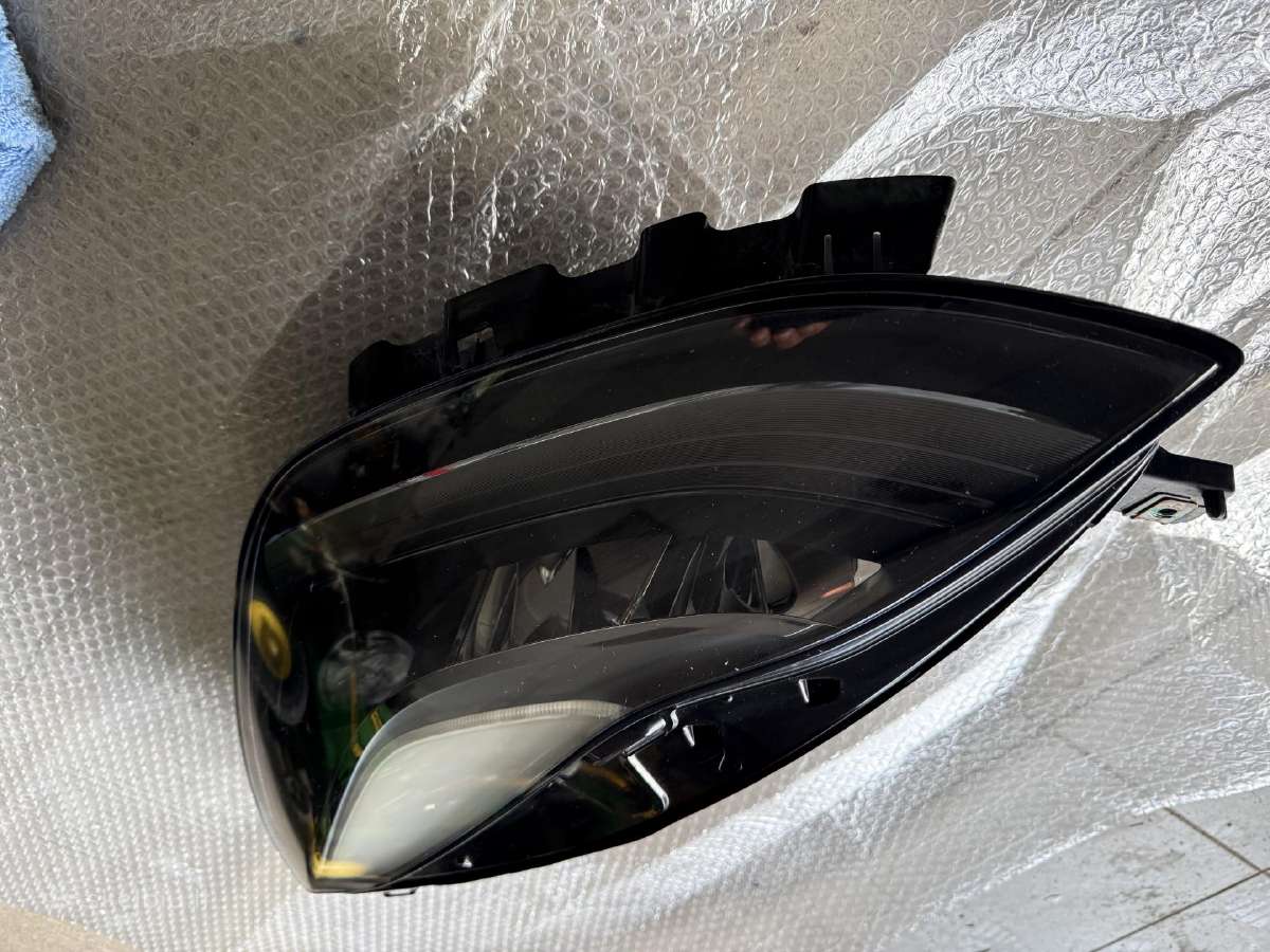 Tesla model 3 kaires puses sparnas - nuotraukos Nr. 10