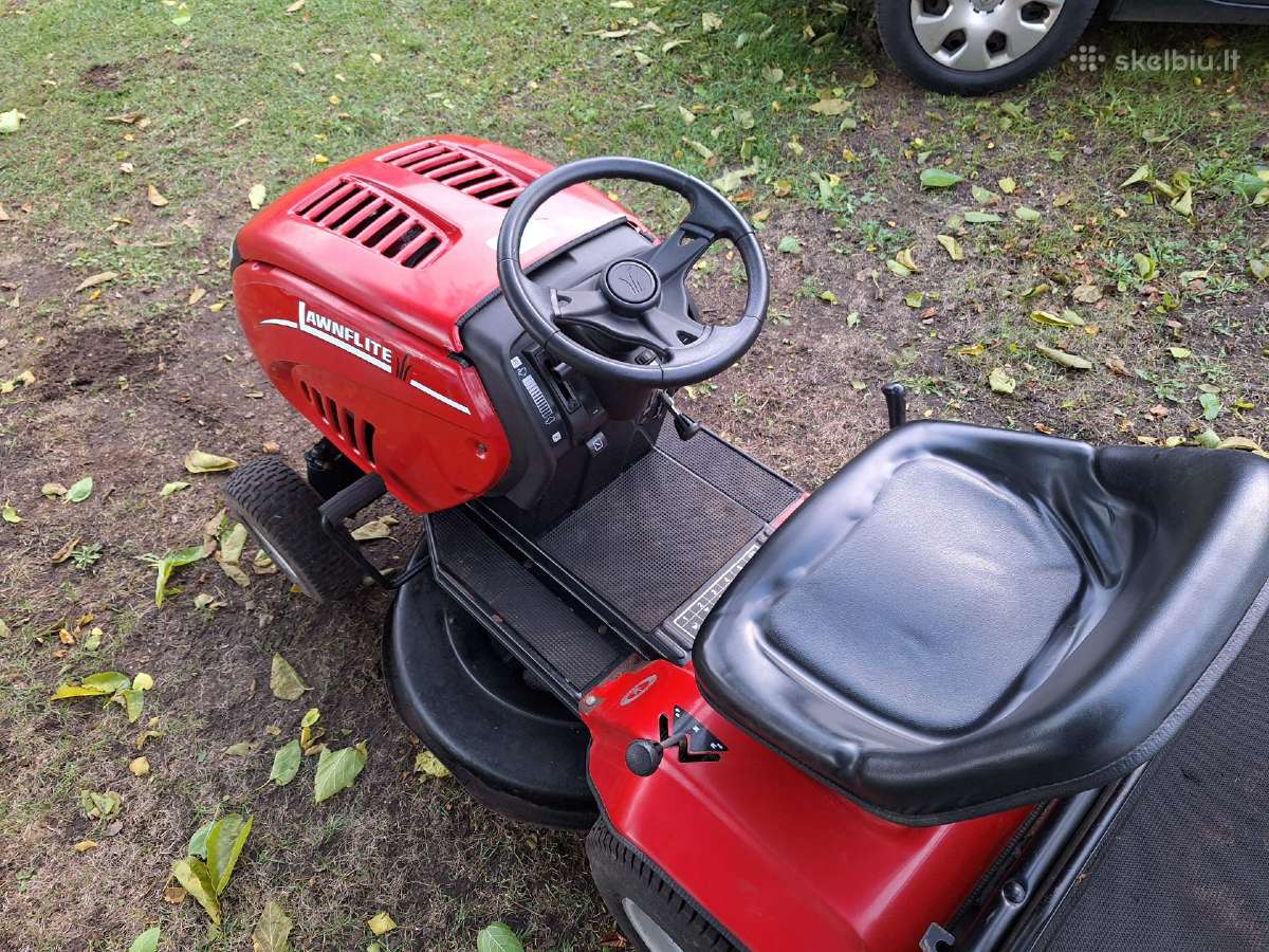 Mtd Lawnflite 604 sodo traktoriukas 14.5hp - nuotraukos Nr. 3
